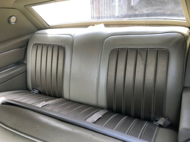 Cadillac Calais 1967 image number 20