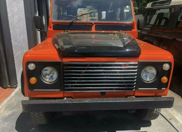 Land Rover Defender 1969 image number 10