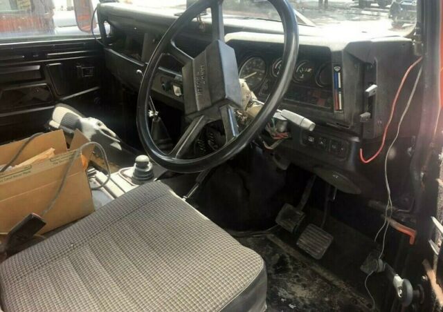 Land Rover Defender 1969 image number 9
