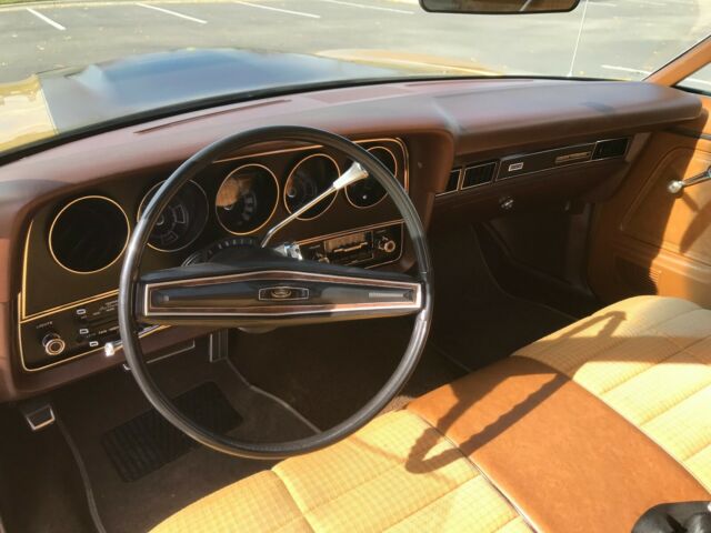 Ford Torino 1972 image number 16
