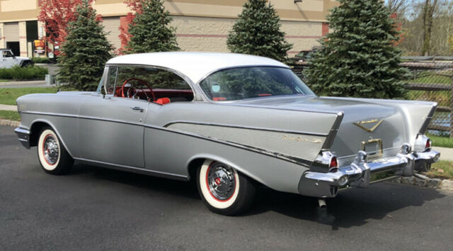 Chevrolet Bel Air/150/210 1957 image number 25