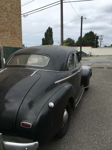 Chevrolet Special Deluxe 1941 image number 12