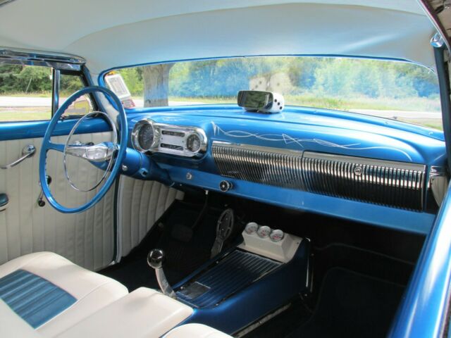 Chevrolet Bel Air/150/210 1954 image number 10