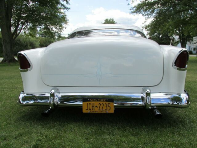 Chevrolet Bel Air/150/210 1954 image number 32