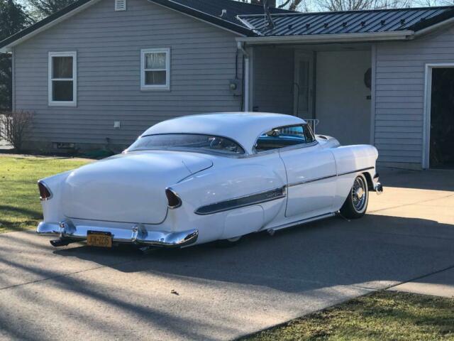 Chevrolet Bel Air/150/210 1954 image number 45
