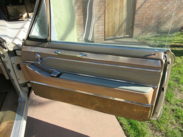 Cadillac DeVille 1965 image number 11