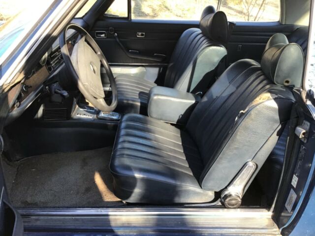 Mercedes-Benz 200-Series 1971 image number 6