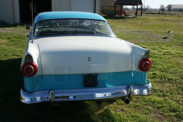 Ford Fairlane 1956 image number 37