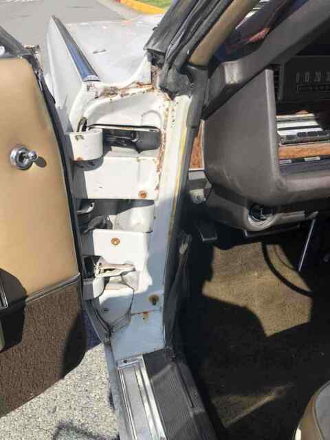 Lincoln Continental 1969 image number 20