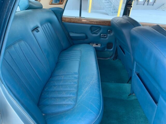 Rolls-Royce Silver Shadow 1976 image number 2