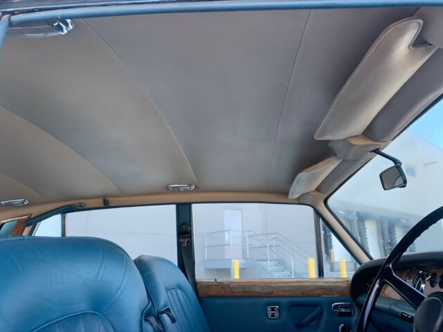 Rolls-Royce Silver Shadow 1976 image number 5
