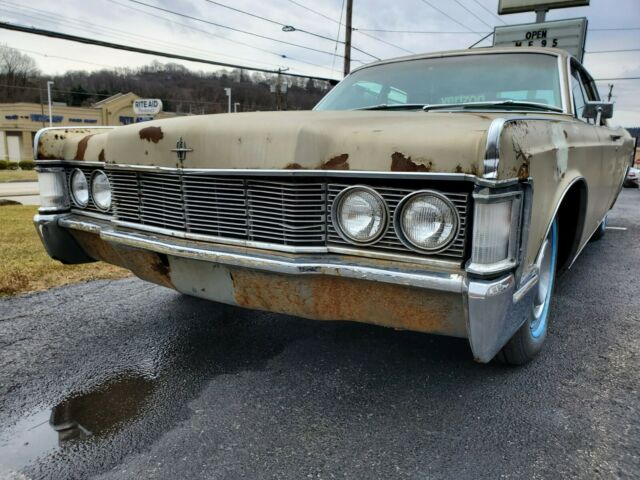 Lincoln Continental 1968 image number 16