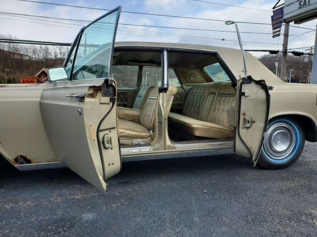 Lincoln Continental 1968 image number 19
