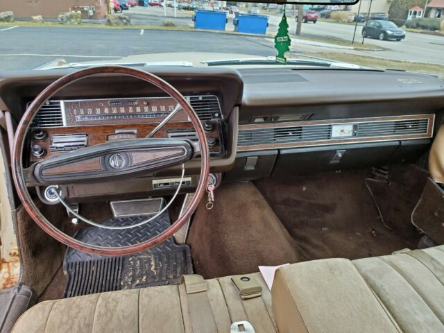 Lincoln Continental 1968 image number 24