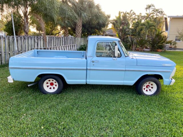 Ford F-100 1967 image number 4