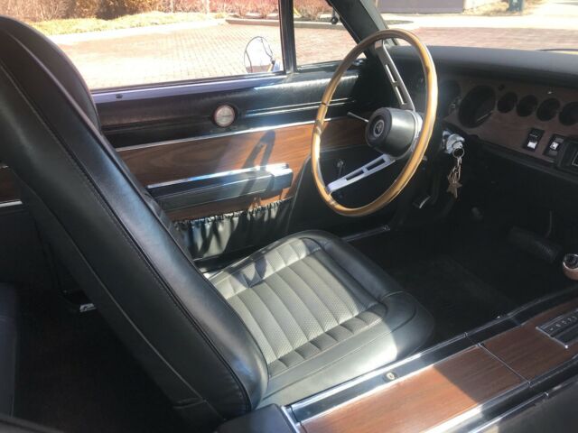 Dodge Charger 1970 image number 36