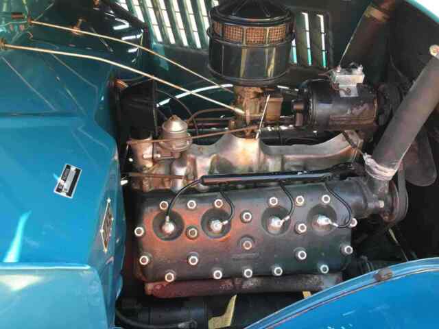 Ford Roadster 1935 image number 16