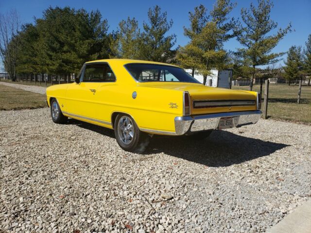 Chevrolet Nova 1967 image number 2