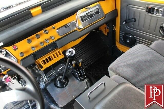 Toyota Land Cruiser 1973 image number 23