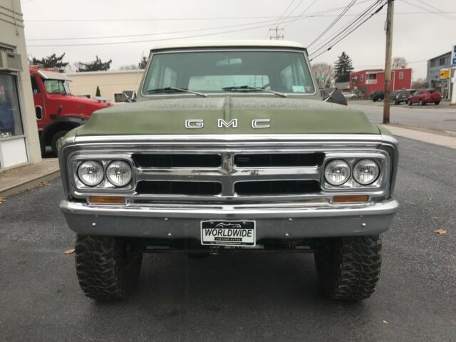 GMC Jimmy 1971 image number 29