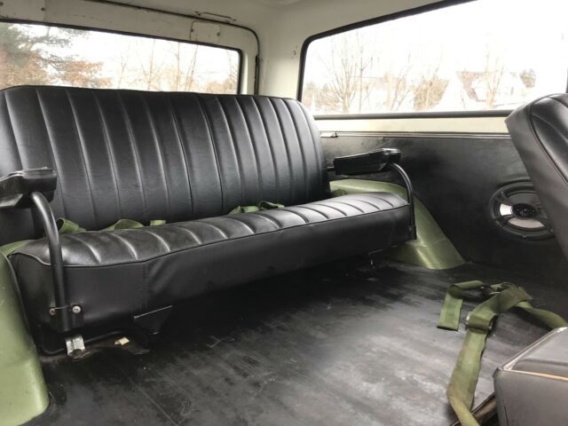 GMC Jimmy 1971 image number 35