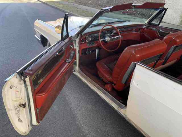 Cadillac Eldorado Convertible 1965 image number 10