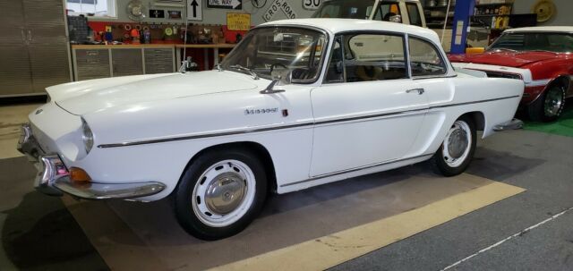 Renault Caravelle 1966 image number 1