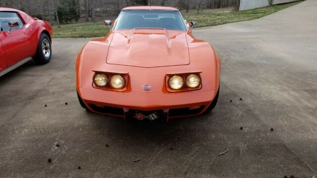 Chevrolet Corvette 1975 image number 16
