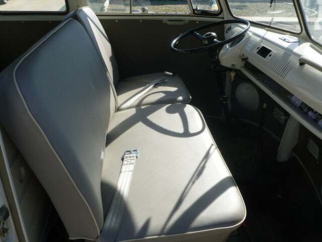 Volkswagen Bus/Vanagon 1966 image number 6