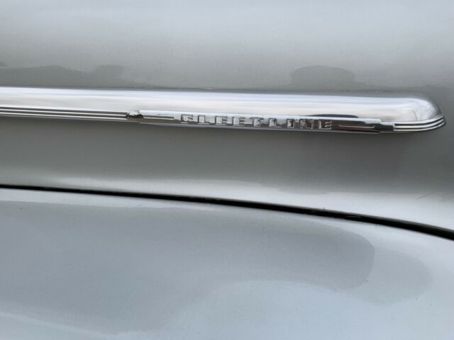 Chevrolet Fleetline 1946 image number 11
