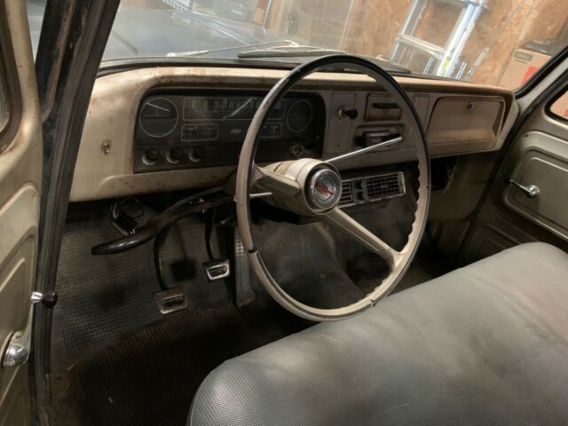 Chevrolet C-10 1965 image number 5