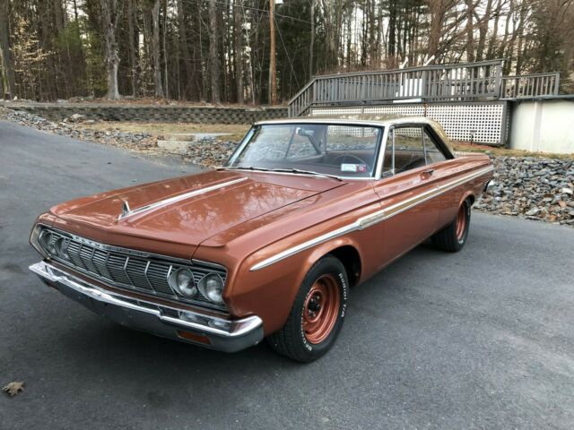 Plymouth Fury 1964 image number 0