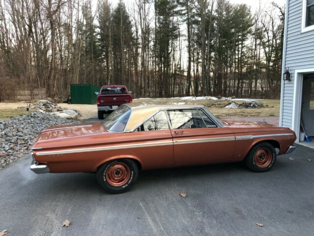 Plymouth Fury 1964 image number 23