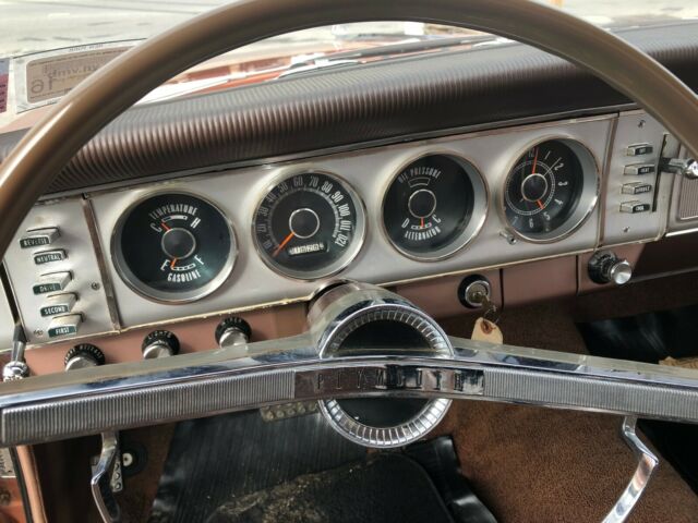 Plymouth Fury 1964 image number 6