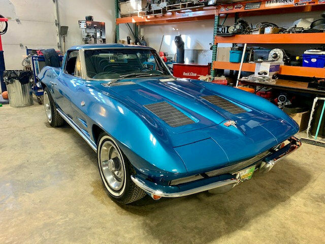 Chevrolet Corvette 1963 image number 10
