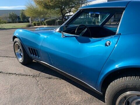 Chevrolet Corvette 1968 image number 2