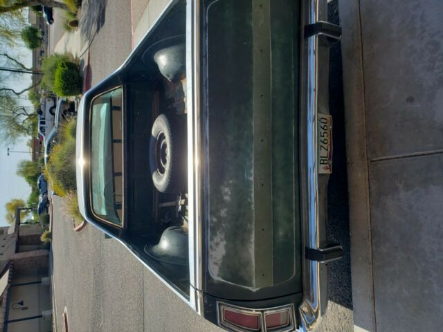 Ford Ranch Wagon 1976 image number 10