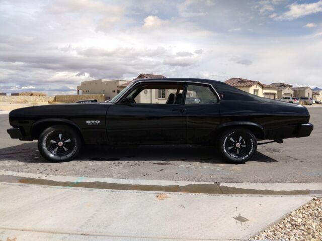 Pontiac GTO 1974 image number 1