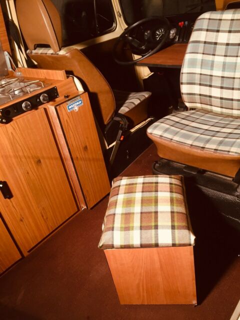 Volkswagen Bus/Vanagon 1978 image number 10