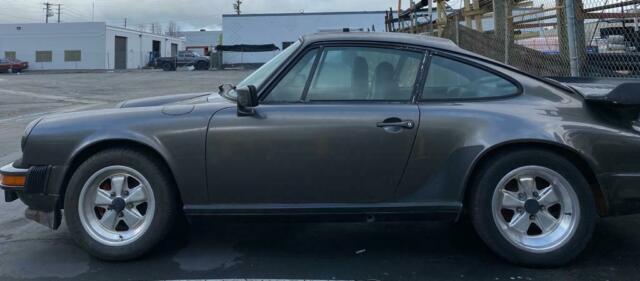 Porsche 911 1978 image number 1