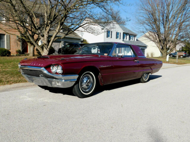 Ford Thunderbird 1964 image number 0