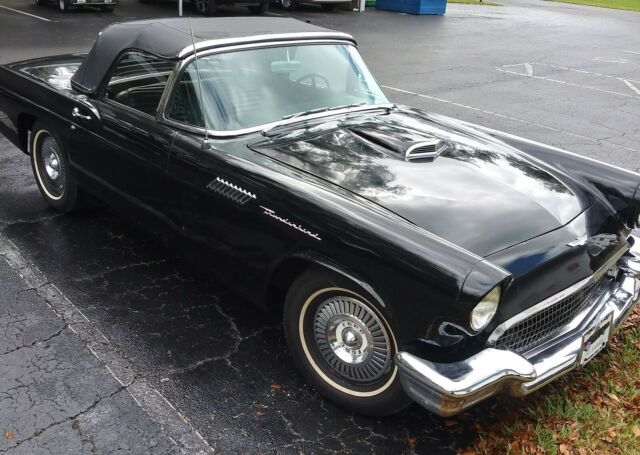 Ford Thunderbird 1957 image number 26