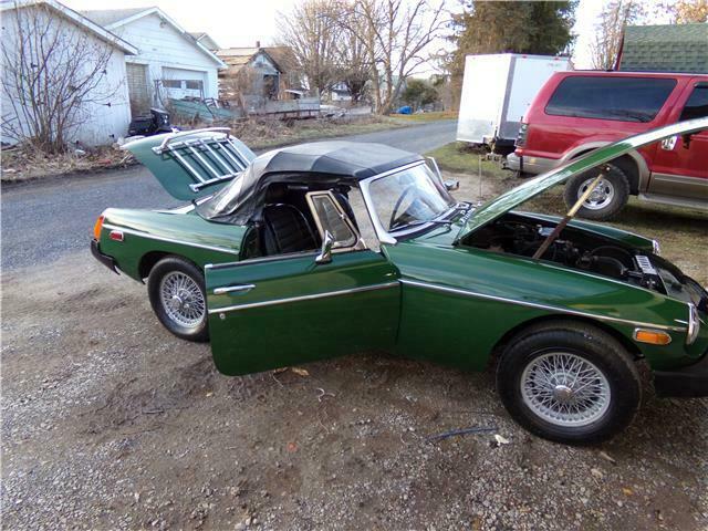 MG MGB 1977 image number 8