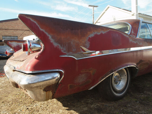 Chrysler Imperial 1961 image number 33