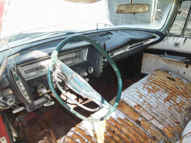 Chrysler Imperial 1961 image number 39