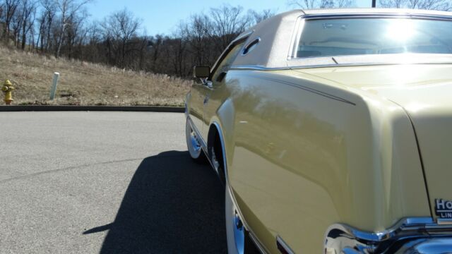Lincoln Mark Series 1973 image number 29