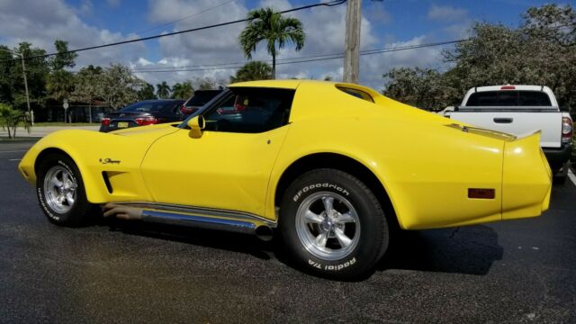Chevrolet Corvette 1974 image number 13