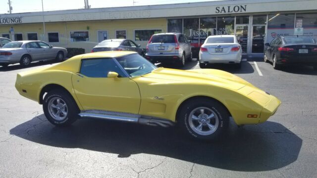 Chevrolet Corvette 1974 image number 32