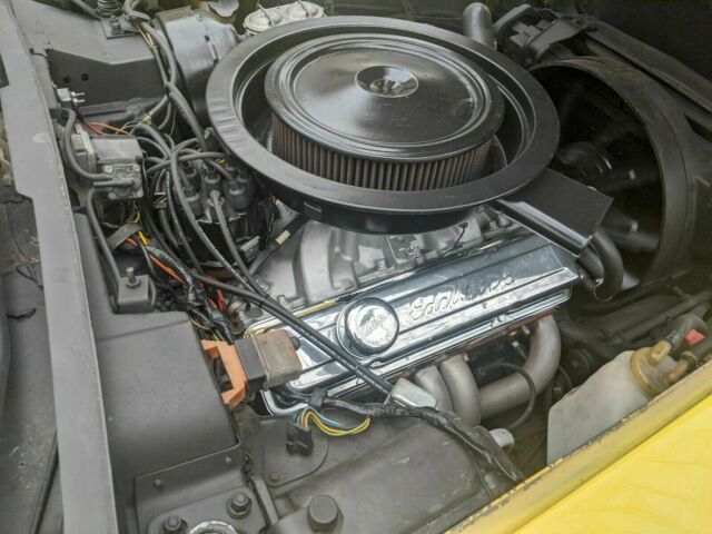 Chevrolet Corvette 1974 image number 43