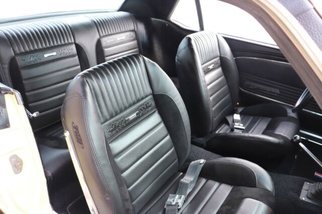 Ford Mustang 1966 image number 16